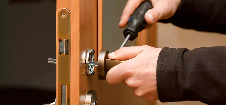Semi Truck Locksmith Arnold